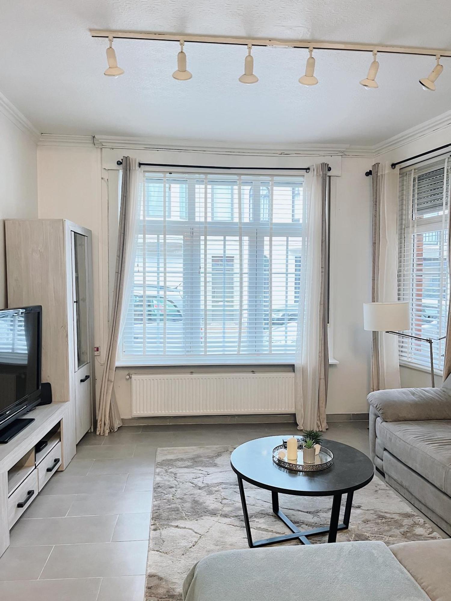 B Chez Hamdi Bed and Breakfast Knokke-Heist Buitenkant foto